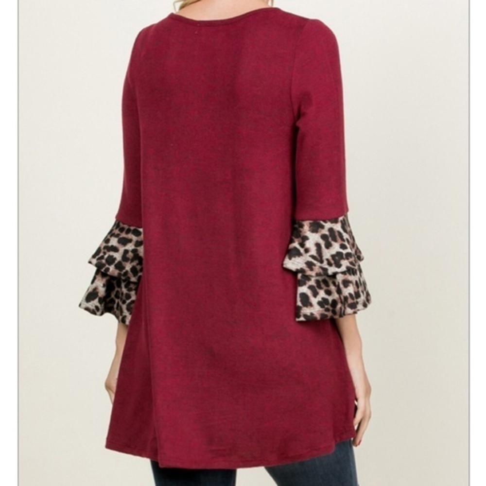 🆕Burgundy, brn leopard swing sleeve top - Picture 3 of 4
